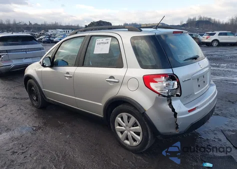 2010 Suzuki Sx4 Technology from USA, damaged, VIN JS2YB5A39A6311482